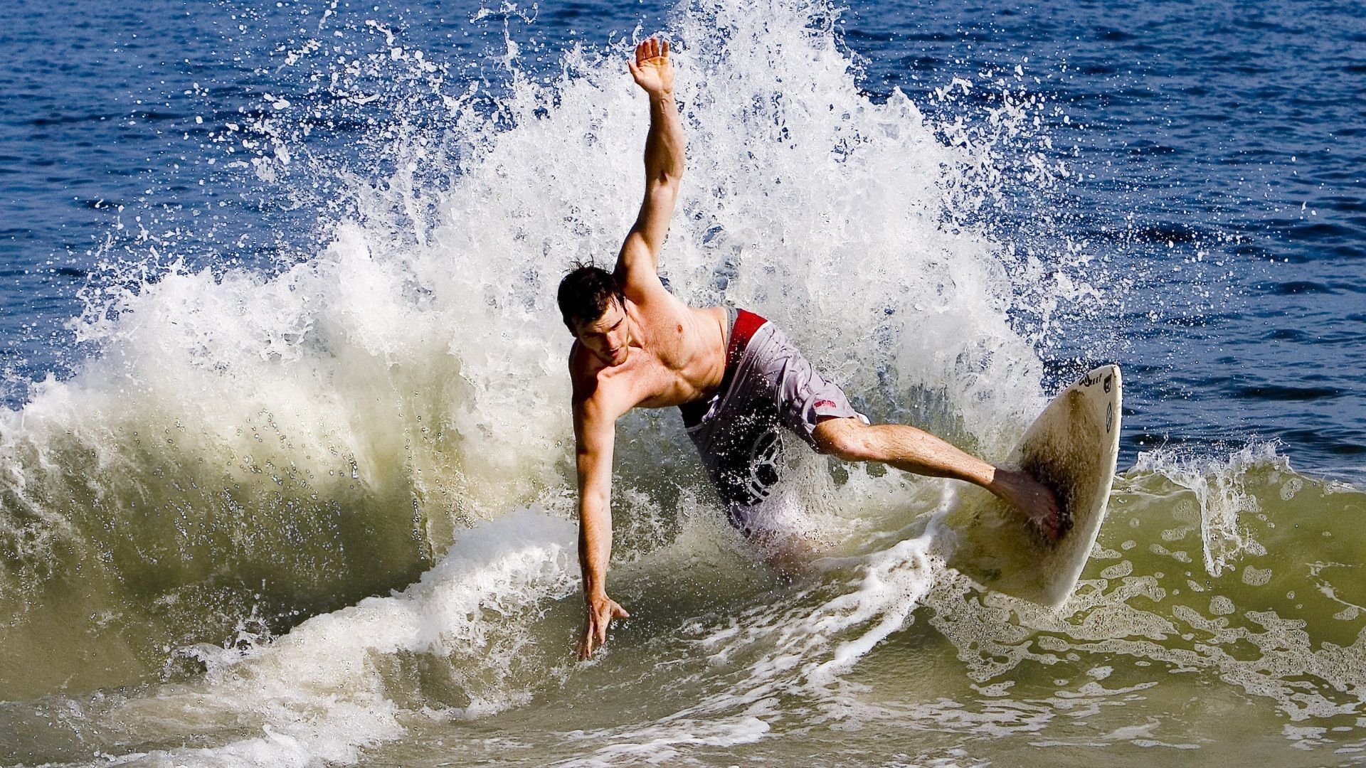 开云平台-绝杀与绝境，从德国战车到马龙，唯一性如何在体育史上刻下永恒烙印
